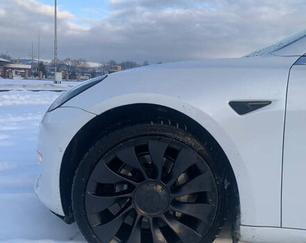 Білий Тесла Модель 3, об'ємом двигуна 0 л та пробігом 143 тис. км за 16999 $, фото 4 на Automoto.ua