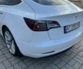 Білий Тесла Модель 3, об'ємом двигуна 0 л та пробігом 78 тис. км за 18650 $, фото 12 на Automoto.ua