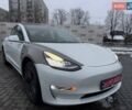 Білий Тесла Модель 3, об'ємом двигуна 0 л та пробігом 123 тис. км за 12800 $, фото 3 на Automoto.ua