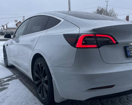 Белый Тесла Модель 3, объемом двигателя 0 л и пробегом 105 тыс. км за 19999 $, фото 8 на Automoto.ua