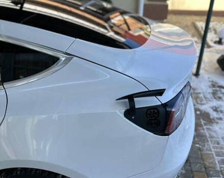 Белый Тесла Модель 3, объемом двигателя 0 л и пробегом 91 тыс. км за 17000 $, фото 14 на Automoto.ua