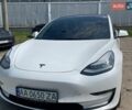 Белый Тесла Модель 3, объемом двигателя 0 л и пробегом 141 тыс. км за 17499 $, фото 12 на Automoto.ua