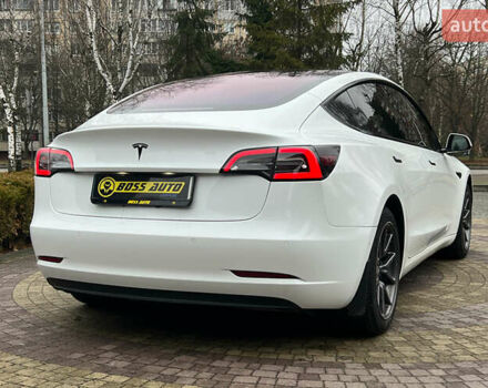 Білий Тесла Модель 3, об'ємом двигуна 0 л та пробігом 116 тис. км за 16999 $, фото 4 на Automoto.ua