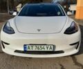 Білий Тесла Модель 3, об'ємом двигуна 0 л та пробігом 136 тис. км за 15950 $, фото 1 на Automoto.ua