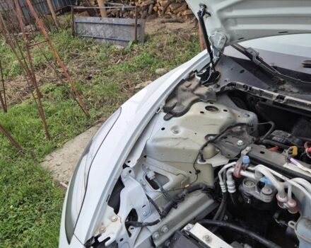 Білий Тесла Модель 3, об'ємом двигуна 0 л та пробігом 48 тис. км за 11800 $, фото 6 на Automoto.ua