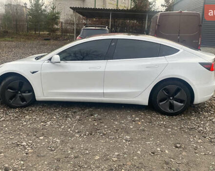 Белый Тесла Модель 3, объемом двигателя 0 л и пробегом 100 тыс. км за 15200 $, фото 7 на Automoto.ua