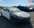 Белый Тесла Модель 3, объемом двигателя 0 л и пробегом 210 тыс. км за 11600 $, фото 1 на Automoto.ua