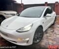 Белый Тесла Модель 3, объемом двигателя 0.3 л и пробегом 149 тыс. км за 16900 $, фото 19 на Automoto.ua