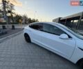 Белый Тесла Модель 3, объемом двигателя 0 л и пробегом 240 тыс. км за 18000 $, фото 23 на Automoto.ua