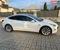 Білий Тесла Модель 3, об'ємом двигуна 0 л та пробігом 78 тис. км за 18650 $, фото 1 на Automoto.ua