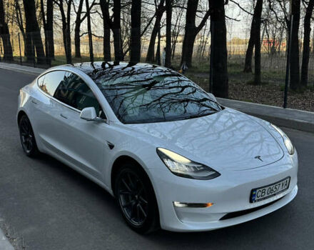 Білий Тесла Модель 3, об'ємом двигуна 0 л та пробігом 112 тис. км за 18500 $, фото 2 на Automoto.ua