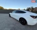 Белый Тесла Модель 3, объемом двигателя 0 л и пробегом 240 тыс. км за 18000 $, фото 2 на Automoto.ua