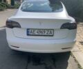 Белый Тесла Модель 3, объемом двигателя 0 л и пробегом 150 тыс. км за 21000 $, фото 1 на Automoto.ua