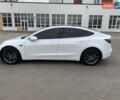 Тесла Модель 3 2018 у Києві на Automoto.ua Білий Тесла Модель 3, об'ємом двигуна 0 л та пробігом 65 тис. км за 15300 $, фото 13 на Automoto.ua