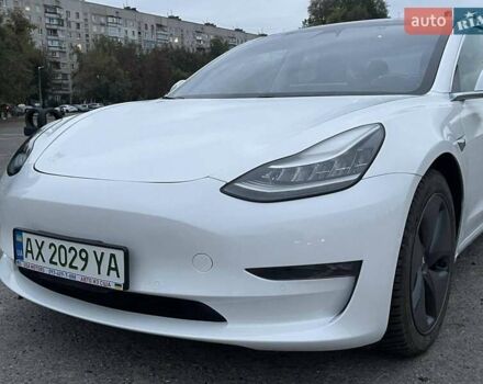 Белый Тесла Модель 3, объемом двигателя 0 л и пробегом 128 тыс. км за 16999 $, фото 2 на Automoto.ua