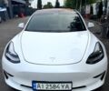 Білий Тесла Модель 3, об'ємом двигуна 0.15 л та пробігом 90 тис. км за 17300 $, фото 1 на Automoto.ua