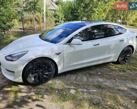 Белый Тесла Модель 3, объемом двигателя 0 л и пробегом 212 тыс. км за 16900 $, фото 31 на Automoto.ua