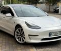 Белый Тесла Модель 3, объемом двигателя 0 л и пробегом 90 тыс. км за 15950 $, фото 4 на Automoto.ua