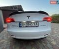 Білий Тесла Модель 3, об'ємом двигуна 0 л та пробігом 104 тис. км за 18450 $, фото 11 на Automoto.ua