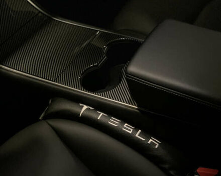 Белый Тесла Модель 3, объемом двигателя 0 л и пробегом 152 тыс. км за 25000 $, фото 8 на Automoto.ua
