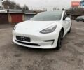 Белый Тесла Модель 3, объемом двигателя 0 л и пробегом 93 тыс. км за 15800 $, фото 1 на Automoto.ua