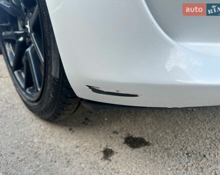 Белый Тесла Модель 3, объемом двигателя 0 л и пробегом 180 тыс. км за 16000 $, фото 10 на Automoto.ua