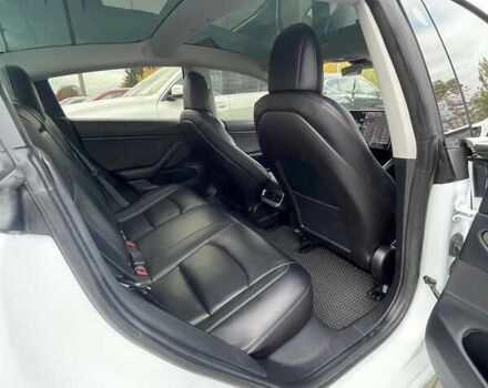 Белый Тесла Модель 3, объемом двигателя 0 л и пробегом 151 тыс. км за 17300 $, фото 18 на Automoto.ua