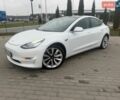 Белый Тесла Модель 3, объемом двигателя 0 л и пробегом 130 тыс. км за 17500 $, фото 1 на Automoto.ua