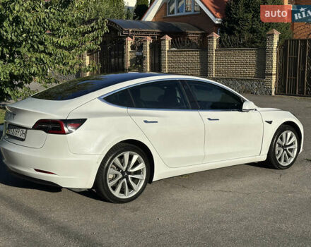 Білий Тесла Модель 3, об'ємом двигуна 0 л та пробігом 94 тис. км за 16800 $, фото 5 на Automoto.ua