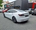 Белый Тесла Модель 3, объемом двигателя 0 л и пробегом 75 тыс. км за 16900 $, фото 5 на Automoto.ua