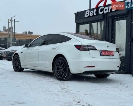 Білий Тесла Модель 3, об'ємом двигуна 0 л та пробігом 140 тис. км за 16000 $, фото 3 на Automoto.ua