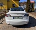 Білий Тесла Модель 3, об'ємом двигуна 0 л та пробігом 79 тис. км за 16000 $, фото 18 на Automoto.ua