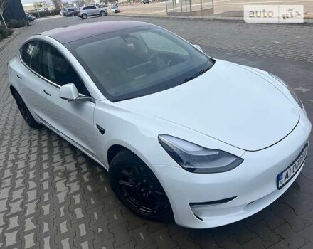 Белый Тесла Модель 3, объемом двигателя 0 л и пробегом 92 тыс. км за 22999 $, фото 1 на Automoto.ua