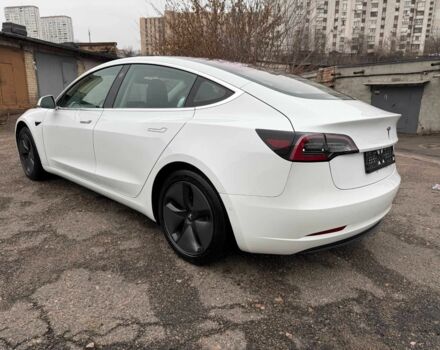 Білий Тесла Модель 3, об'ємом двигуна 0 л та пробігом 93 тис. км за 15800 $, фото 14 на Automoto.ua