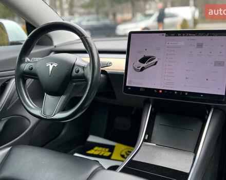 Білий Тесла Модель 3, об'ємом двигуна 0 л та пробігом 116 тис. км за 16999 $, фото 16 на Automoto.ua