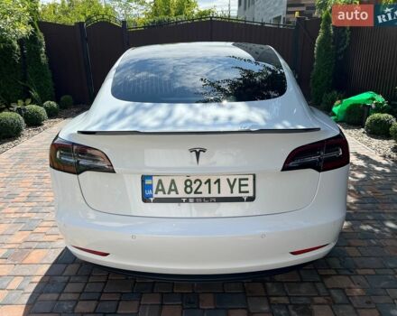 Білий Тесла Модель 3, об'ємом двигуна 0 л та пробігом 126 тис. км за 15500 $, фото 6 на Automoto.ua