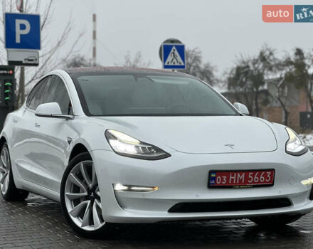 Білий Тесла Модель 3, об'ємом двигуна 0 л та пробігом 118 тис. км за 14999 $, фото 51 на Automoto.ua