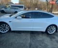 Білий Тесла Модель 3, об'ємом двигуна 0 л та пробігом 122 тис. км за 17000 $, фото 1 на Automoto.ua