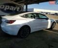 Білий Тесла Модель 3, об'ємом двигуна 0 л та пробігом 70 тис. км за 5000 $, фото 2 на Automoto.ua