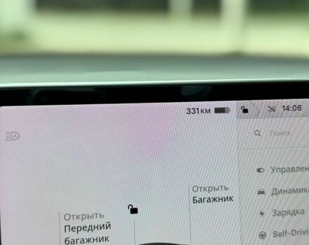 Белый Тесла Модель 3, объемом двигателя 0 л и пробегом 90 тыс. км за 15950 $, фото 46 на Automoto.ua