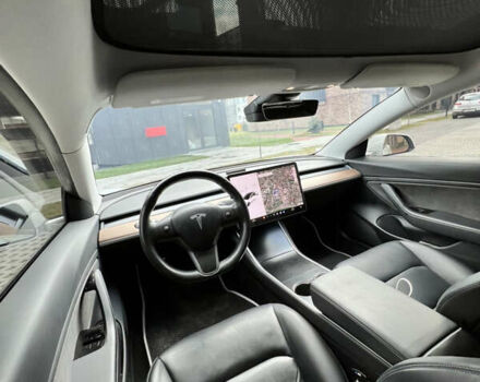 Білий Тесла Модель 3, об'ємом двигуна 0 л та пробігом 130 тис. км за 23000 $, фото 36 на Automoto.ua