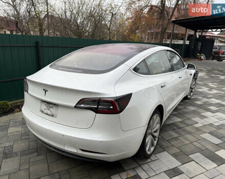 Білий Тесла Модель 3, об'ємом двигуна 0 л та пробігом 245 тис. км за 9999 $, фото 4 на Automoto.ua