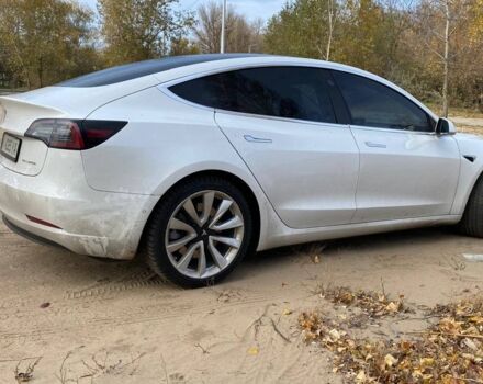 Белый Тесла Модель 3, объемом двигателя 0 л и пробегом 0 тыс. км за 17800 $, фото 3 на Automoto.ua