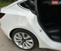 Білий Тесла Модель 3, об'ємом двигуна 0 л та пробігом 106 тис. км за 18000 $, фото 11 на Automoto.ua