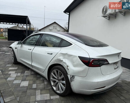Білий Тесла Модель 3, об'ємом двигуна 0 л та пробігом 245 тис. км за 9999 $, фото 7 на Automoto.ua