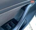 Білий Тесла Модель 3, об'ємом двигуна 0 л та пробігом 99 тис. км за 18200 $, фото 16 на Automoto.ua