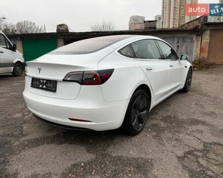 Білий Тесла Модель 3, об'ємом двигуна 0 л та пробігом 93 тис. км за 15800 $, фото 36 на Automoto.ua