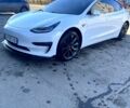 Білий Тесла Модель 3, об'ємом двигуна 0 л та пробігом 165 тис. км за 17000 $, фото 1 на Automoto.ua