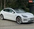 Білий Тесла Модель 3, об'ємом двигуна 0 л та пробігом 115 тис. км за 17450 $, фото 3 на Automoto.ua