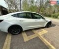 Белый Тесла Модель 3, объемом двигателя 0 л и пробегом 80 тыс. км за 20000 $, фото 5 на Automoto.ua